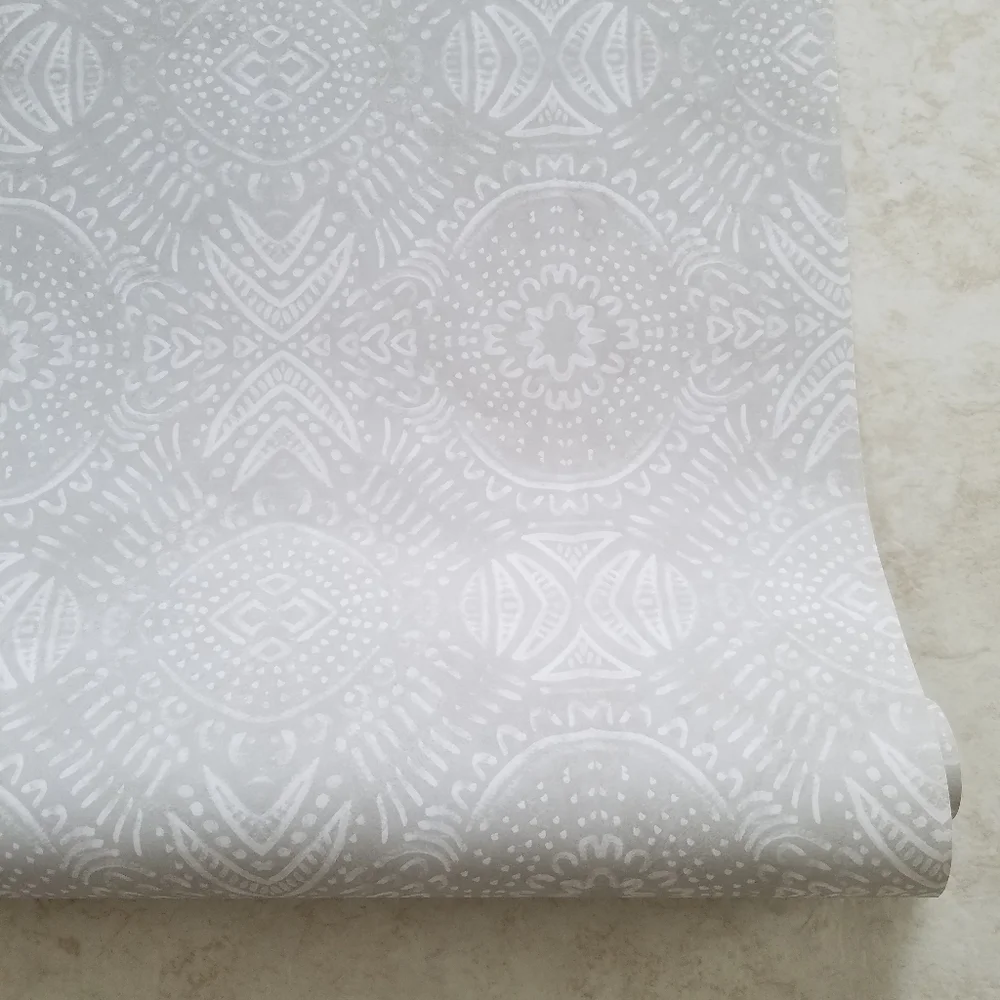 Wallpaper Java Light Gray Medallion Farmhouse Boho